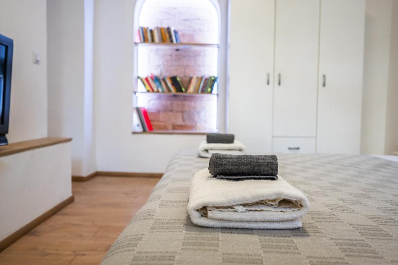 Spacious And Bright 2Bdr Apartment In The Old Town Сараево Экстерьер фото
